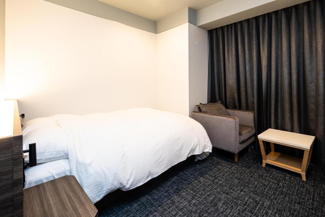 Rota105 Hotel Osaka Bagian luar foto